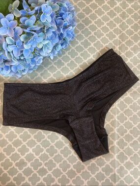 Vintage Y2K Victoria’s Secret Glitter Cheeky Shortie M